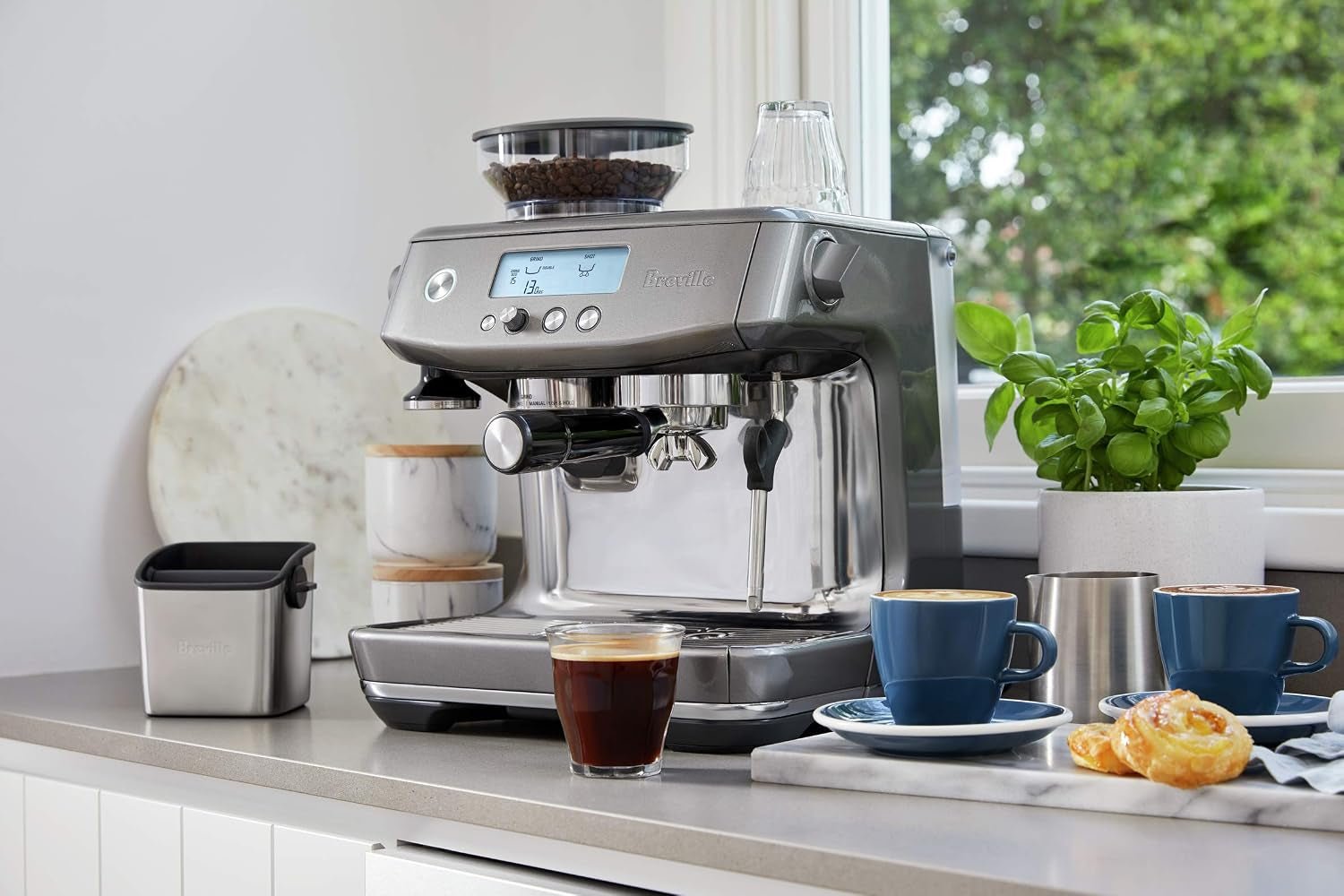 Breville Barista Pro Espresso Machine – Built-in Grinder with ThermoJet Heating & LCD Display – BES878BSS1BUS1 - Image 9